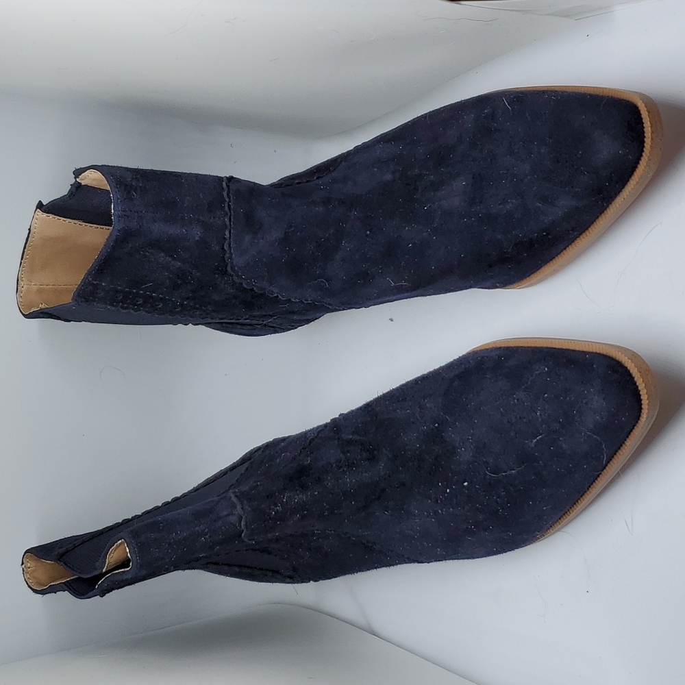 Joe's suede bootie - Picture 2 of 5